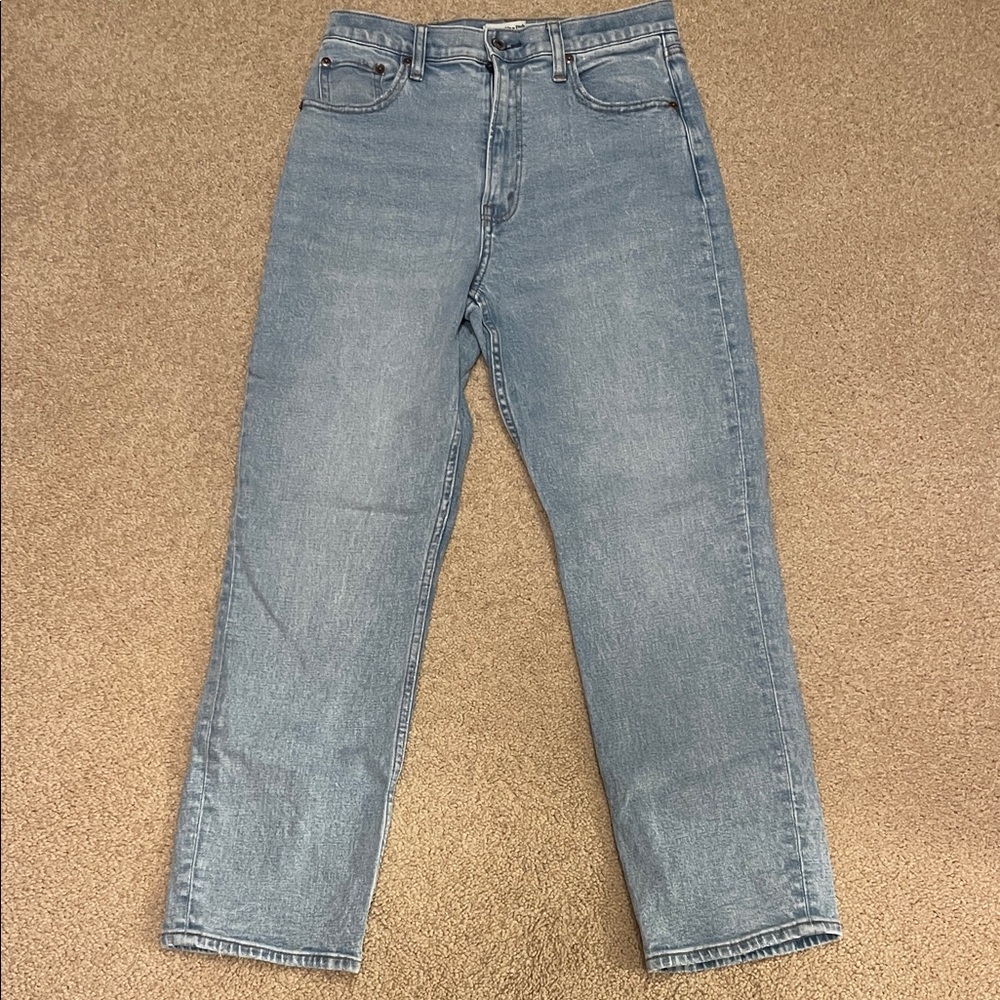Abercrombie & Fitch Light Blue Women’s Ultra High rise ankle straight Jeans
